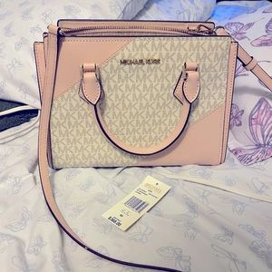 Michael kors purse